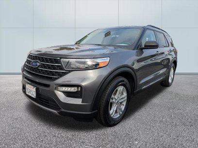 Certified 2022 Ford Explorer XLT w/ Equipment Group 202A