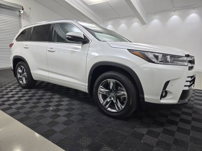 Used 2019 Toyota Highlander Limited Platinum