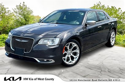 Used 2018 Chrysler 300 C w/ Sun, Sound & Nav Package
