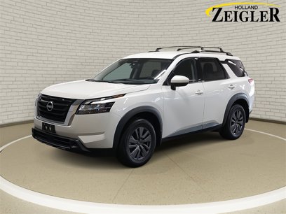 Used 2022 Nissan Pathfinder SV