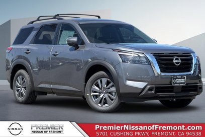 New 2025 Nissan Pathfinder SV