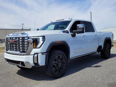 New 2025 GMC Sierra 2500 Denali w/ Denali Reserve Package