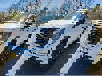 New 2025 GMC Sierra 1500 Pro w/ Graphite Edition