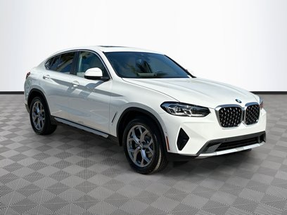 New 2025 BMW X4 xDrive30i w/ Convenience Package