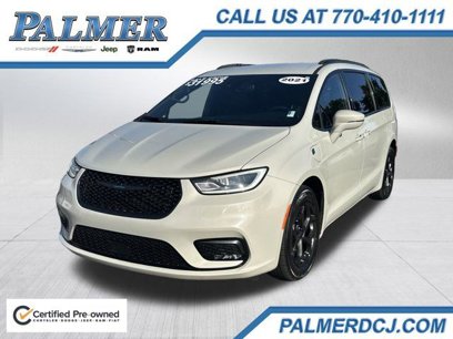 Certified 2021 Chrysler Pacifica Limited w/ Uconnect Theater Family Group