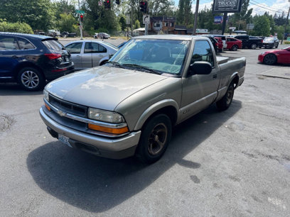 Used 2001 Chevrolet S10 Pickup LS w/ Preferred Equipment Group