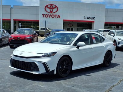New 2025 Toyota Camry SE