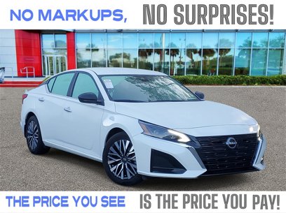 Used 2024 Nissan Altima 2.5 SV