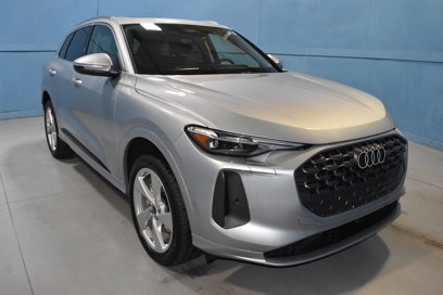 New 2025 Audi Q5 Premium Plus