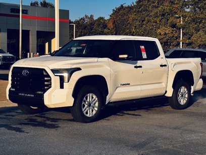 New 2025 Toyota Tundra SR5