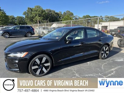 New 2024 Volvo S60 B5 Plus w/ Climate Package