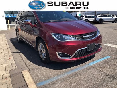 Used 2017 Chrysler Pacifica Limited w/ Advanced Safetytec Group