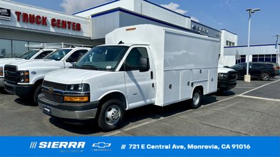 New 2025 Chevrolet Express 3500 w/ Power Convenience Package