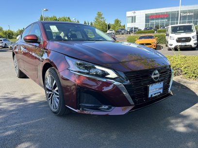 New 2024 Nissan Altima 2.5 SV w/ SV Premium Package