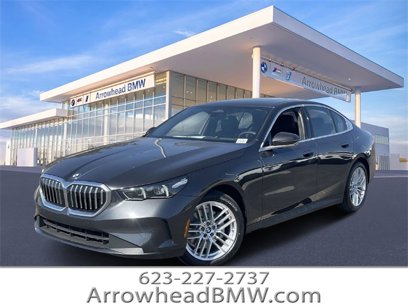 New 2025 BMW 530i xDrive w/ Premium Package