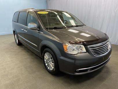 Used 2015 Chrysler Town & Country Touring-L w/ Trailer Tow Group