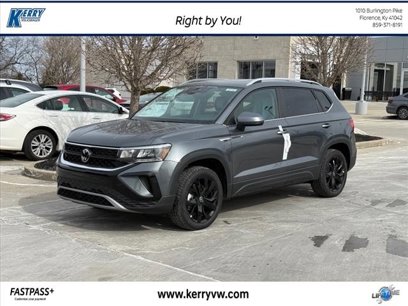 New 2024 Volkswagen Taos SE