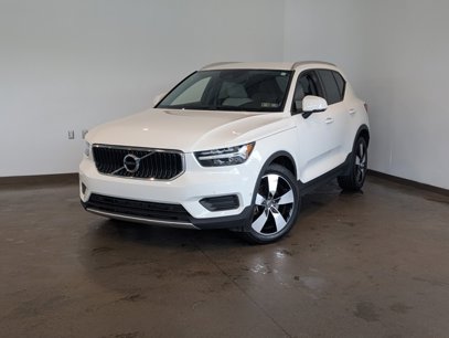 Used 2019 Volvo XC40 T5 Momentum
