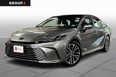 Used 2025 Toyota Camry XLE