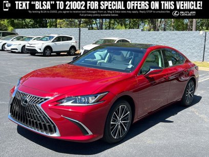 New 2025 Lexus ES 350 w/ Premium Package
