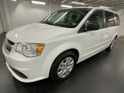 Used 2016 Dodge Grand Caravan SE w/ Quick Order Package 29E SE