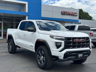 Used 2025 GMC Canyon AT4
