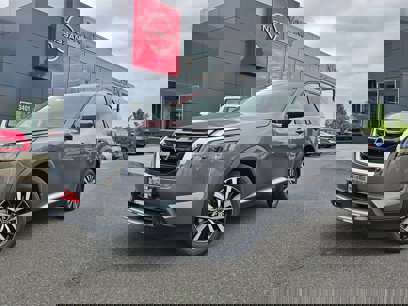 New 2025 Nissan Pathfinder Platinum