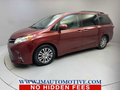 Used 2018 Toyota Sienna XLE