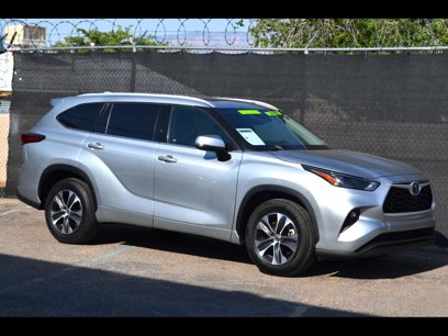 Used 2022 Toyota Highlander XLE