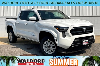 New 2025 Toyota Tacoma SR5