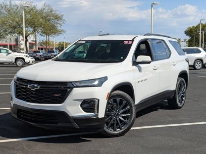 Used 2023 Chevrolet Traverse RS