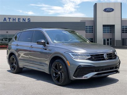 Used 2024 Volkswagen Tiguan SE R-Line