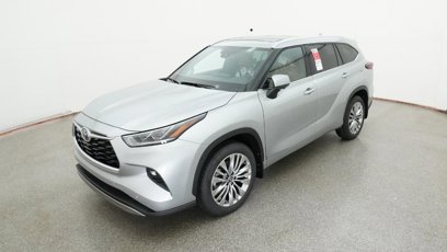New 2025 Toyota Highlander Platinum