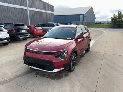 Certified 2025 Kia Niro Wind w/ Wind Preserve Package