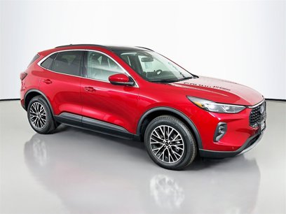 New 2025 Ford Escape SE w/ PHEV Premium Package