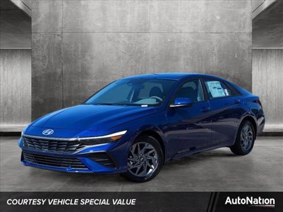 New 2024 Hyundai Elantra SEL