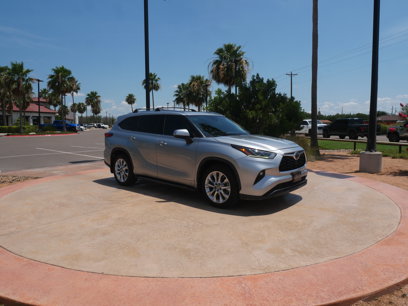 Used 2020 Toyota Highlander Limited