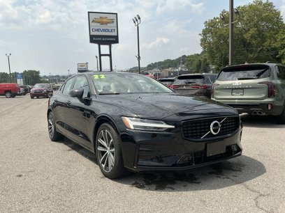 Used 2022 Volvo S60 B5 Momentum