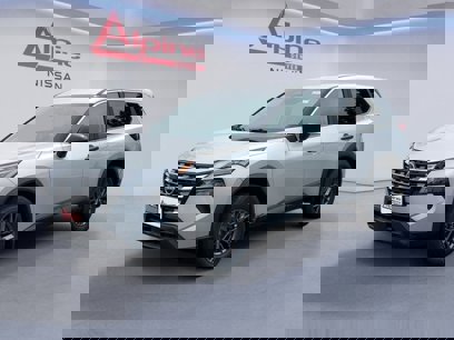 New 2025 Nissan Rogue S