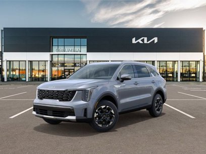 New 2025 Kia Sorento S