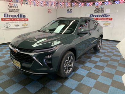 New 2025 Chevrolet Trax LT