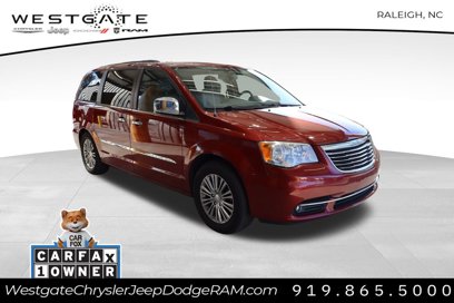 Used 2014 Chrysler Town & Country Touring-L w/ Trailer Tow Group