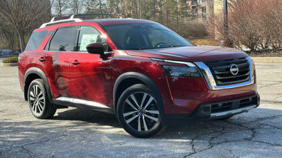 New 2025 Nissan Pathfinder Platinum