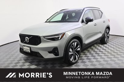 Used 2025 Volvo XC40 B5 Plus w/ Protection Package Premier