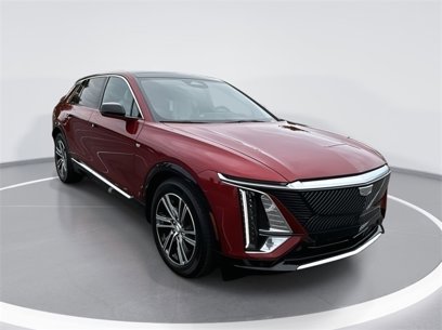 New 2025 Cadillac Lyriq Luxury