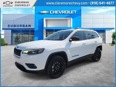 Used 2023 Jeep Cherokee Altitude Lux w/ Lux Elite Package
