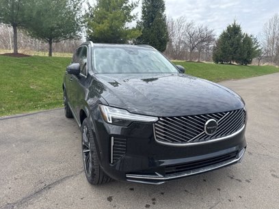 New 2025 Volvo XC90 B6 Plus w/ Protection Package Premier