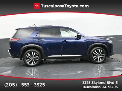 Used 2024 Nissan Pathfinder Platinum w/ Cargo Package