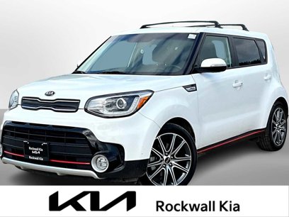 Used 2017 Kia Soul ! w/ Tech Package