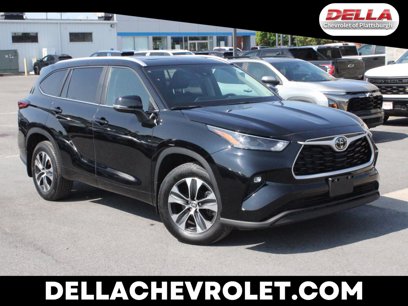 Used 2023 Toyota Highlander XLE
